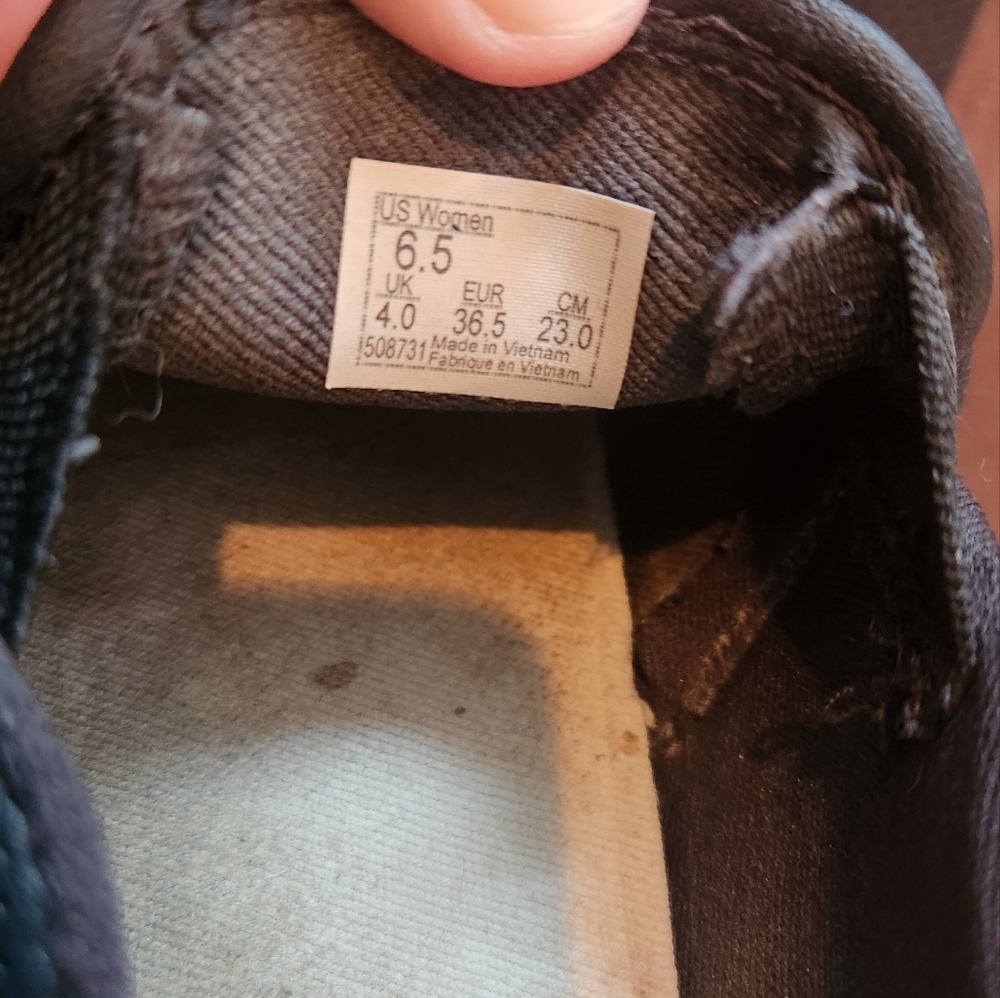 Vans Classic Slip-On Perforated Black Leather Shoe - Picture 7 of 7